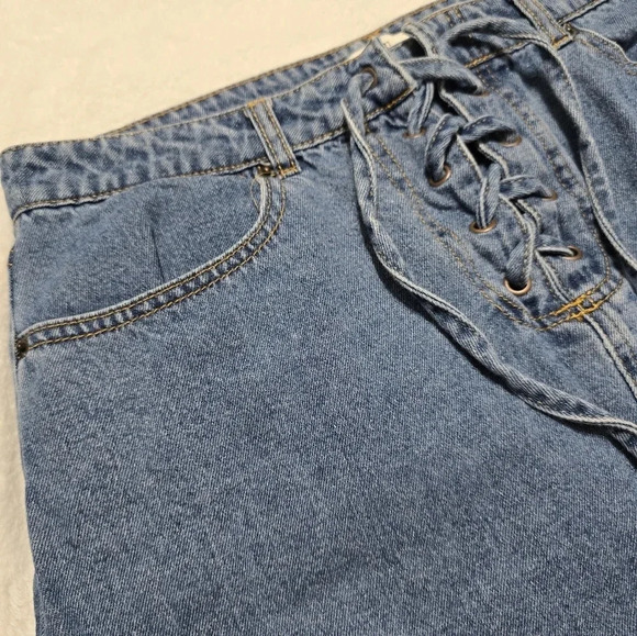 Forever 21 Y2K Lace Up Denim Mini Skirt, Medium Blue Wash, Size 31, EUC! - Picture 6 of 9